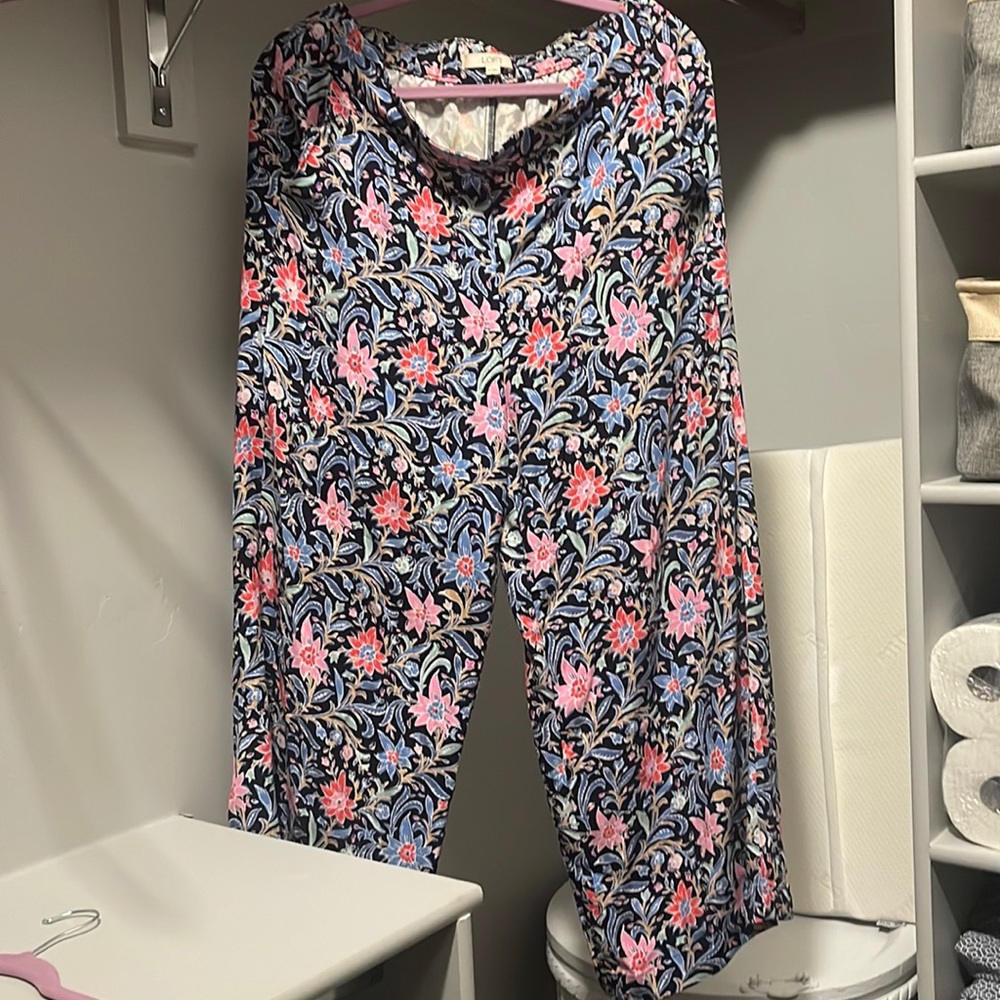 Floral pants.  Elastic waist.